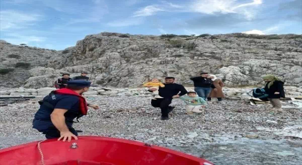 Marmaris’te 8 düzensiz göçmen yakalandı