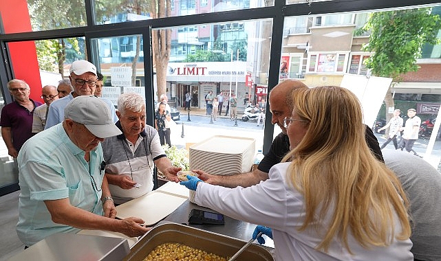 Bakırköy'de Aşure İkramıyla Dayanışma Günü