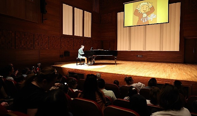 Mozart’ın Büyülü Dünyası Çocuklarla Buluştu!