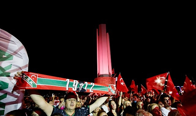 Karşıyaka'da Gençlik Festivali Coşkusu Başlıyor!