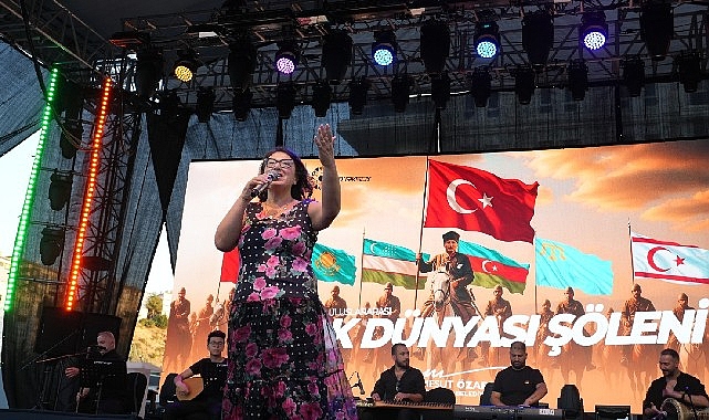 Keçiören'de Türk Dünyası Şöleni Renkli Görüntülerle Devam Ediyor