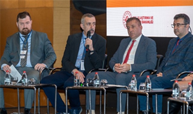 İzmir'in Sürdürülebilir Ulaşım Planı Tanıtıldı